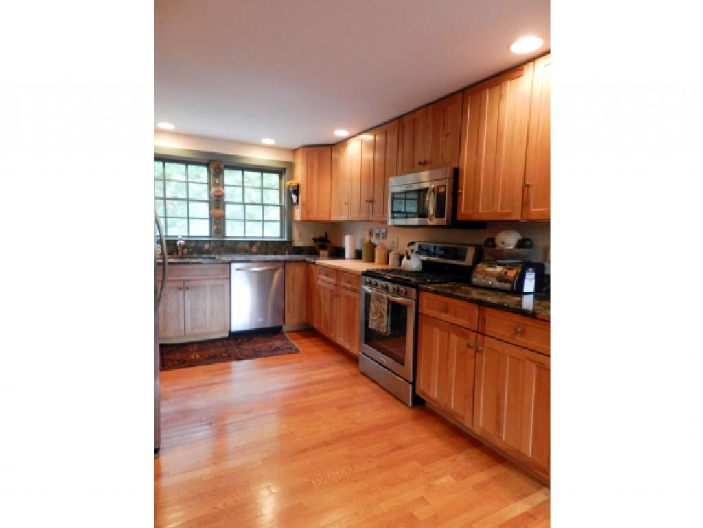 188 Mill Road North Hampton, NH 03862 - Photo 5 of 36