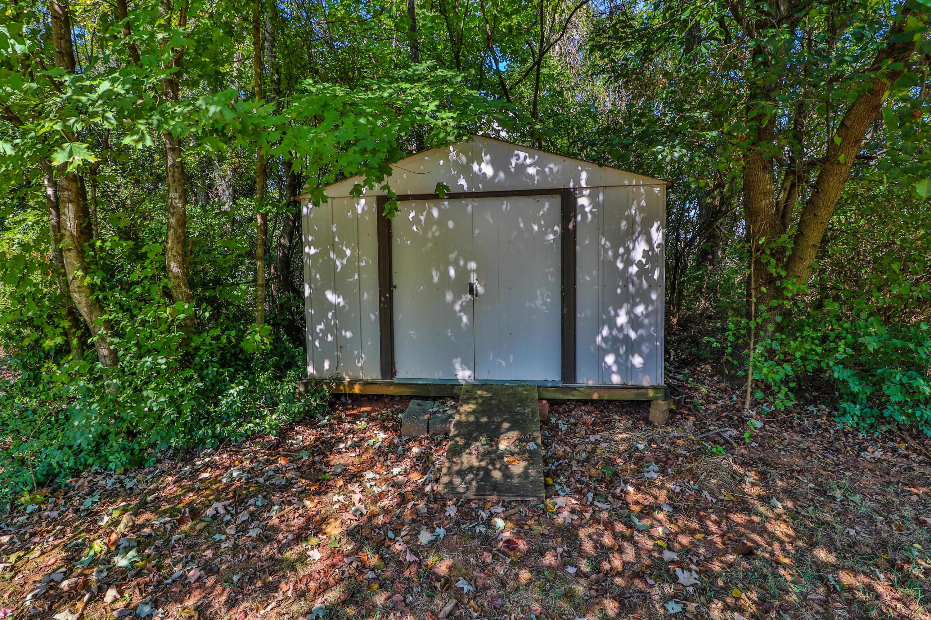 900 Ponder Road Northwest Knoxville, TN 37923 - Photo 22 of 24 IMG_0889