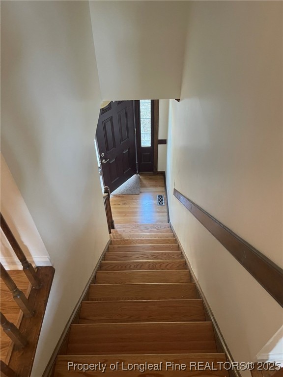 609 Georgetown Circle Fayetteville, NC 28314 - Photo 3 of 36 a view of entryway