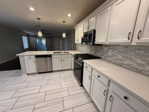 $2,495 | 1945 East Aloe Place, Chandler, AZ 85286