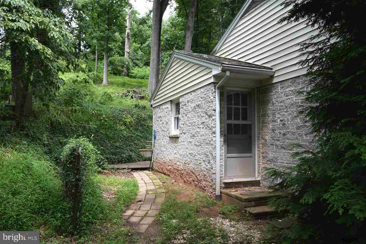 6041 Harmony Grove Road Dover, PA 17315 - Photo 2 of 30 Gallery Image 2