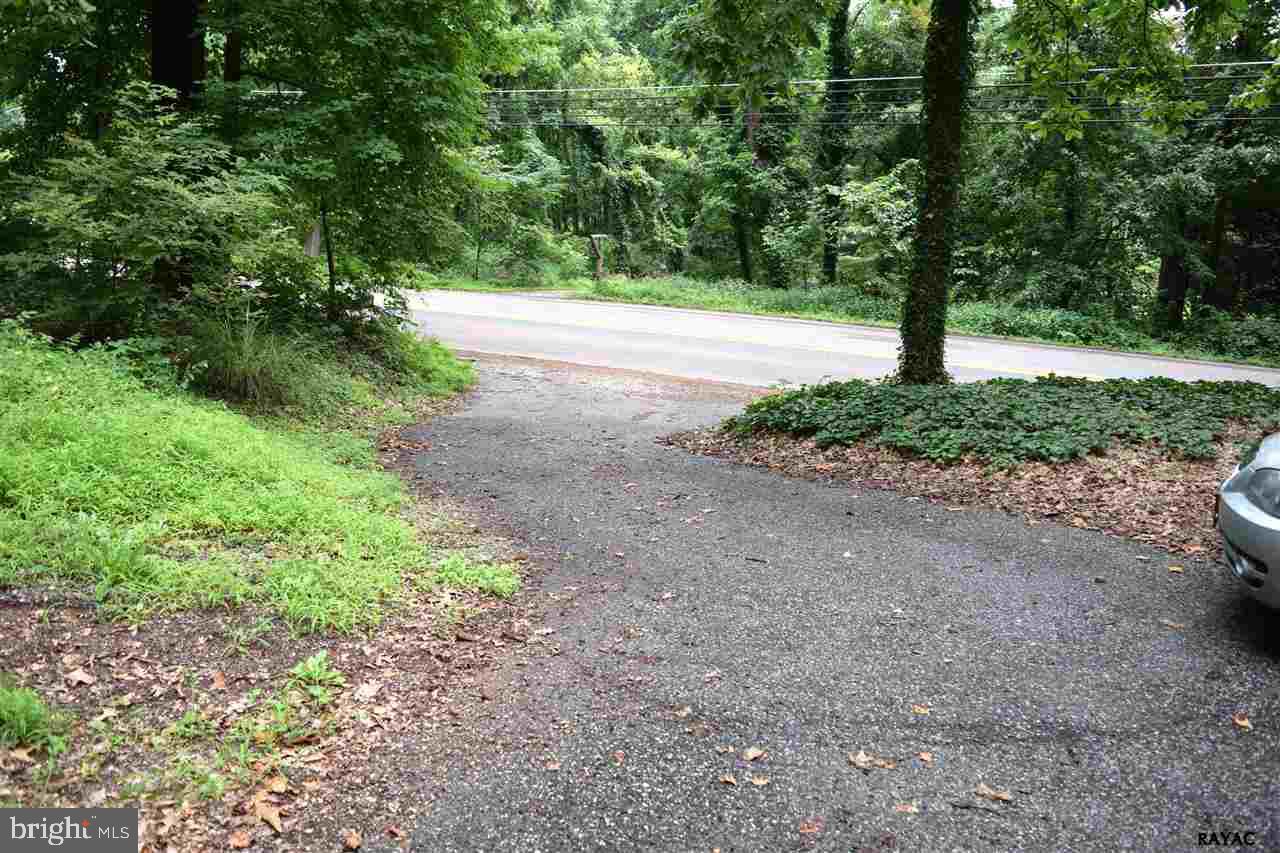 6041 Harmony Grove Road Dover, PA 17315 - Photo 5 of 30 Gallery Image 5