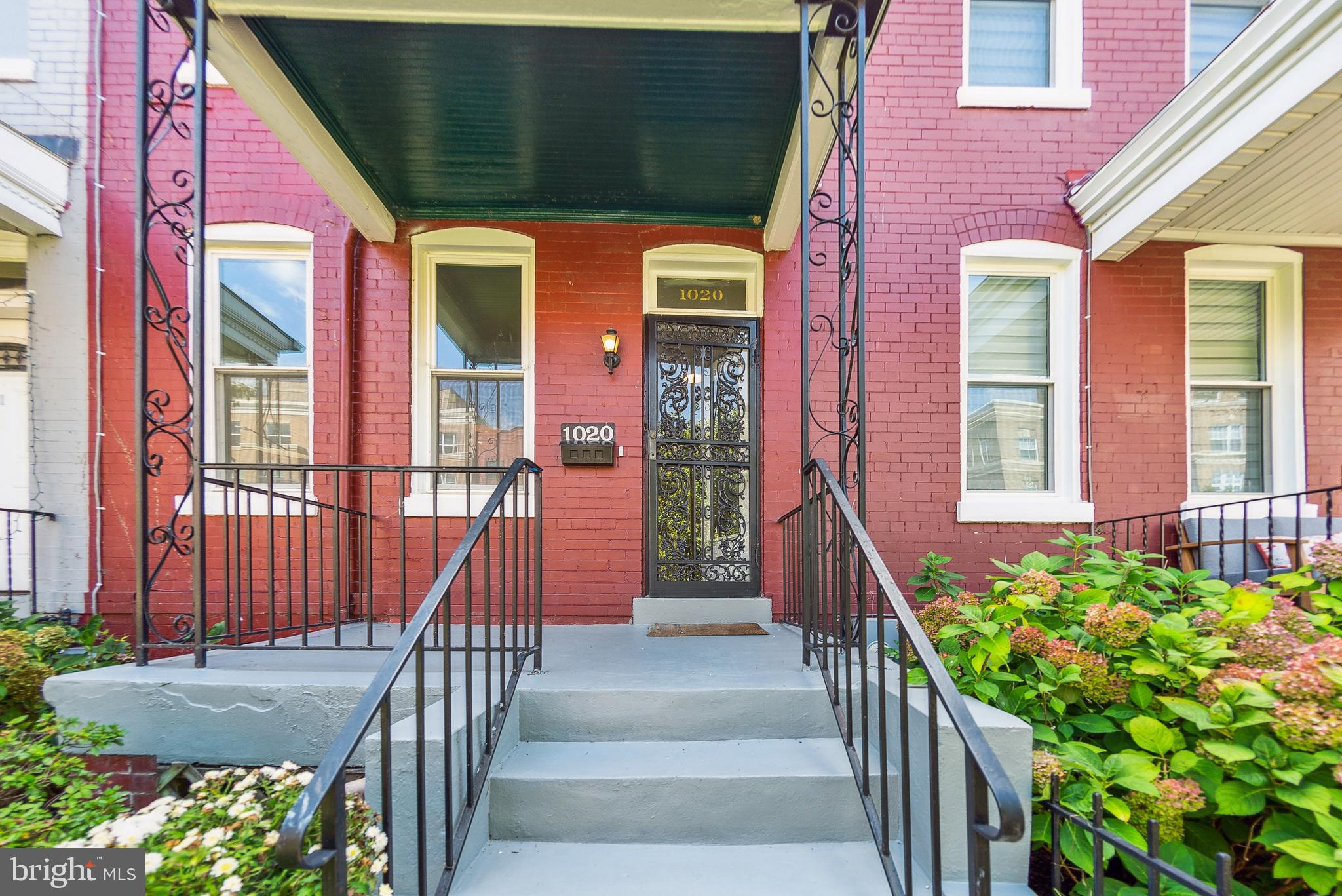 1020 Spring Road Northwest Washington, DC 20010 - Photo 2 of 28 Front Porch
