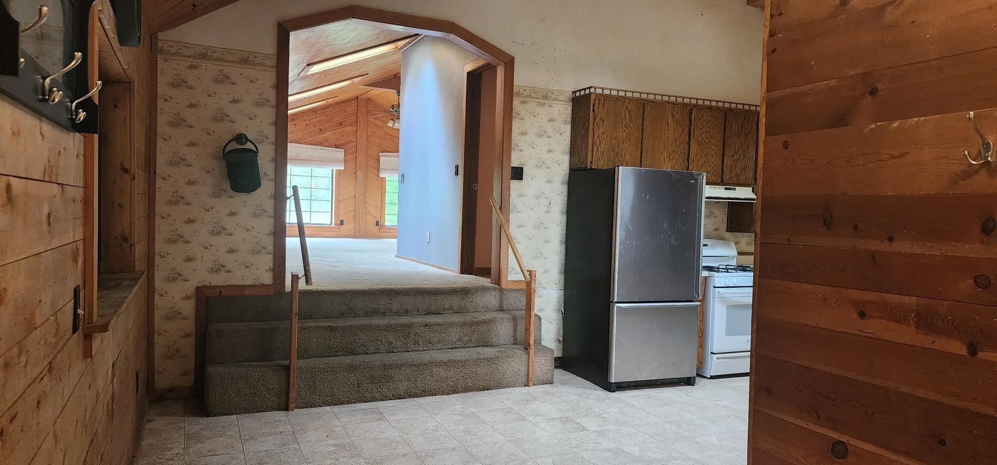 5120 North 3 Road Mesick, MI 49668 - Photo 22 of 54 1915295-21.JPG