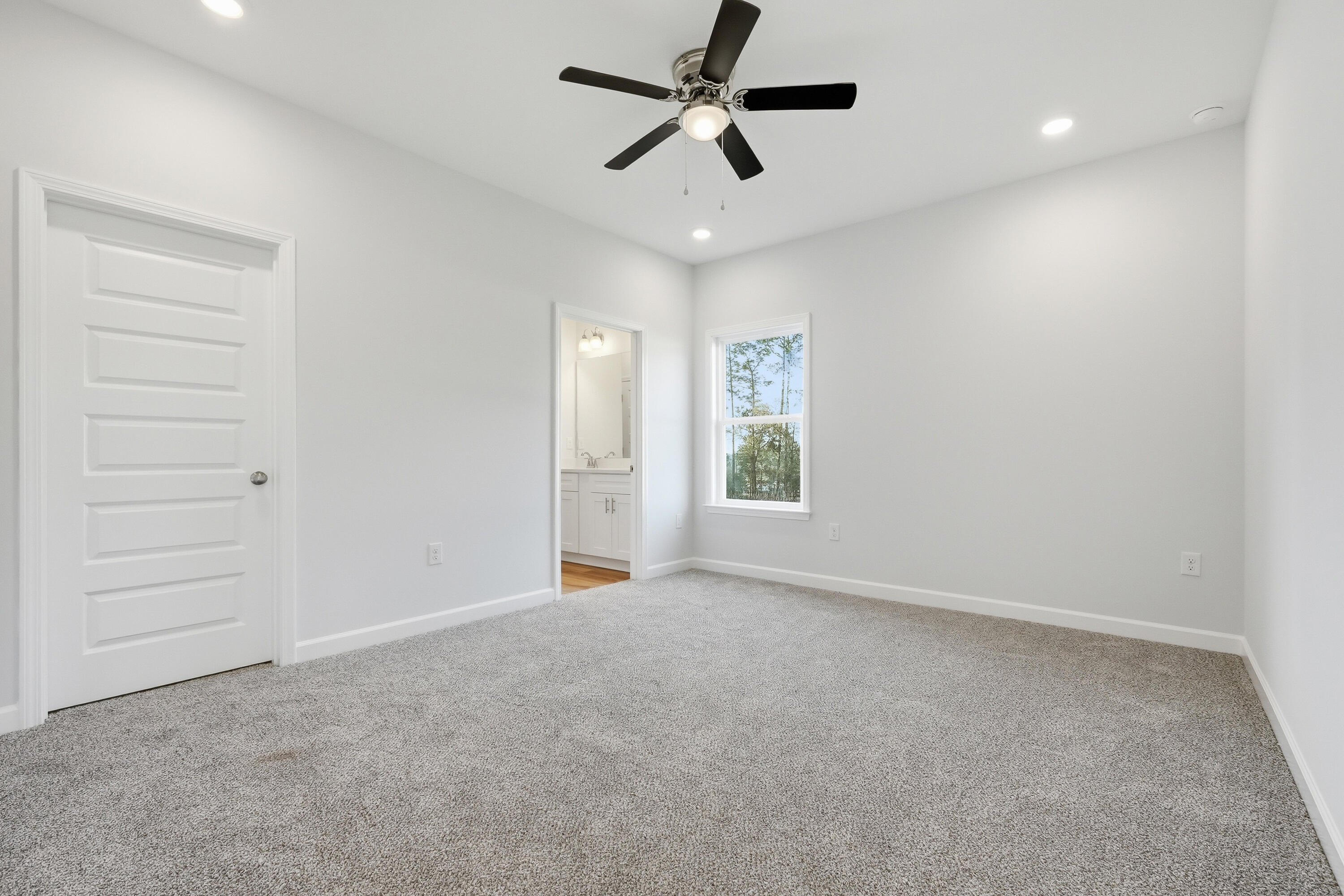 51 Spooner Street DeFuniak Springs, FL 32433 - Photo 13 of 24 1