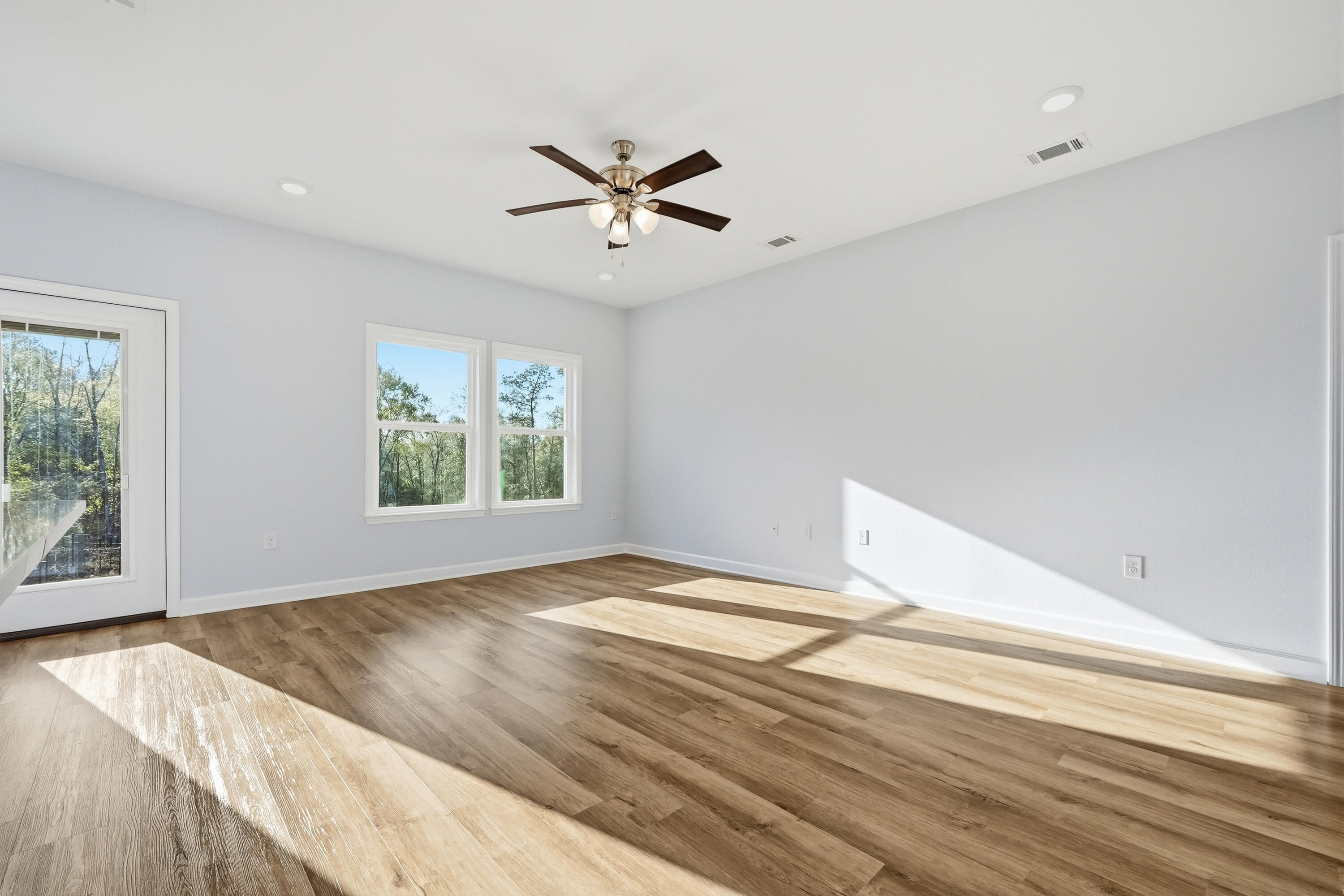 51 Spooner Street DeFuniak Springs, FL 32433 - Photo 7 of 24 1
