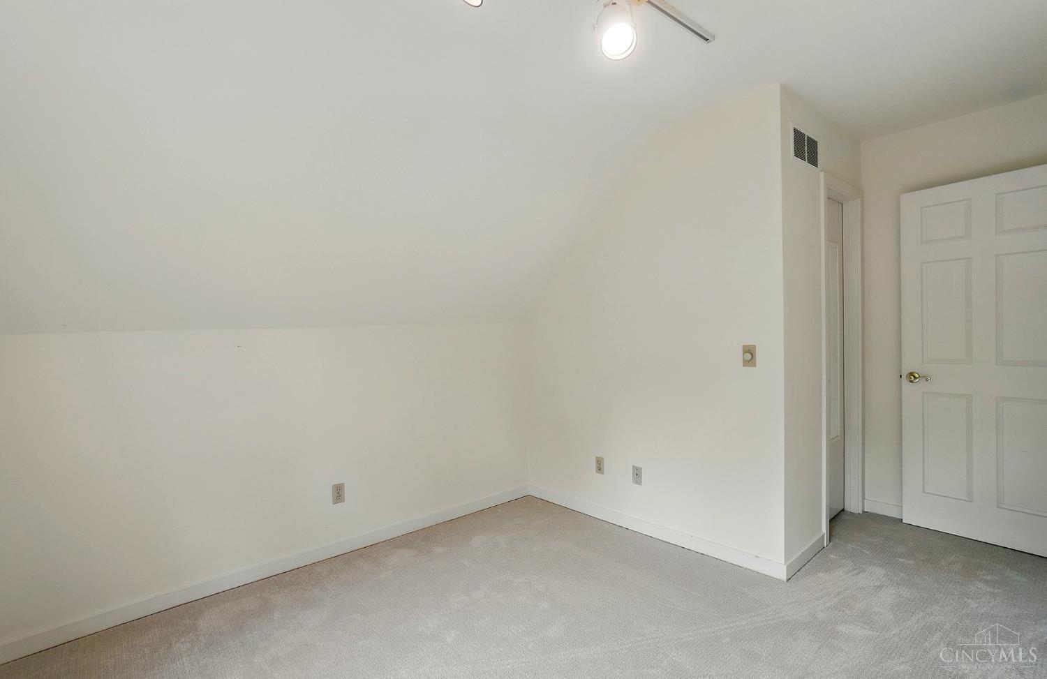 900 Apple Hill Road Cincinnati, OH 45230 - Photo 67 of 89 Gallery Image 67