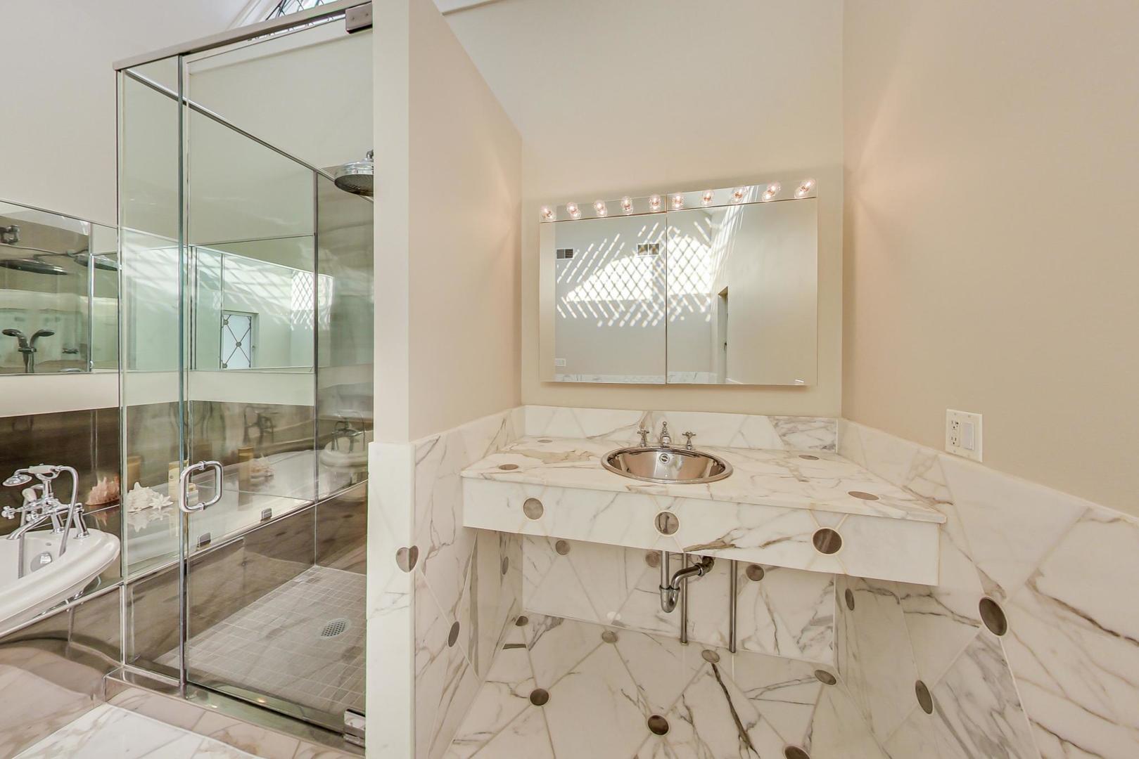 1225 Harms Road Glenview, IL 60025 - Photo 42 of 96 Gallery Image 42