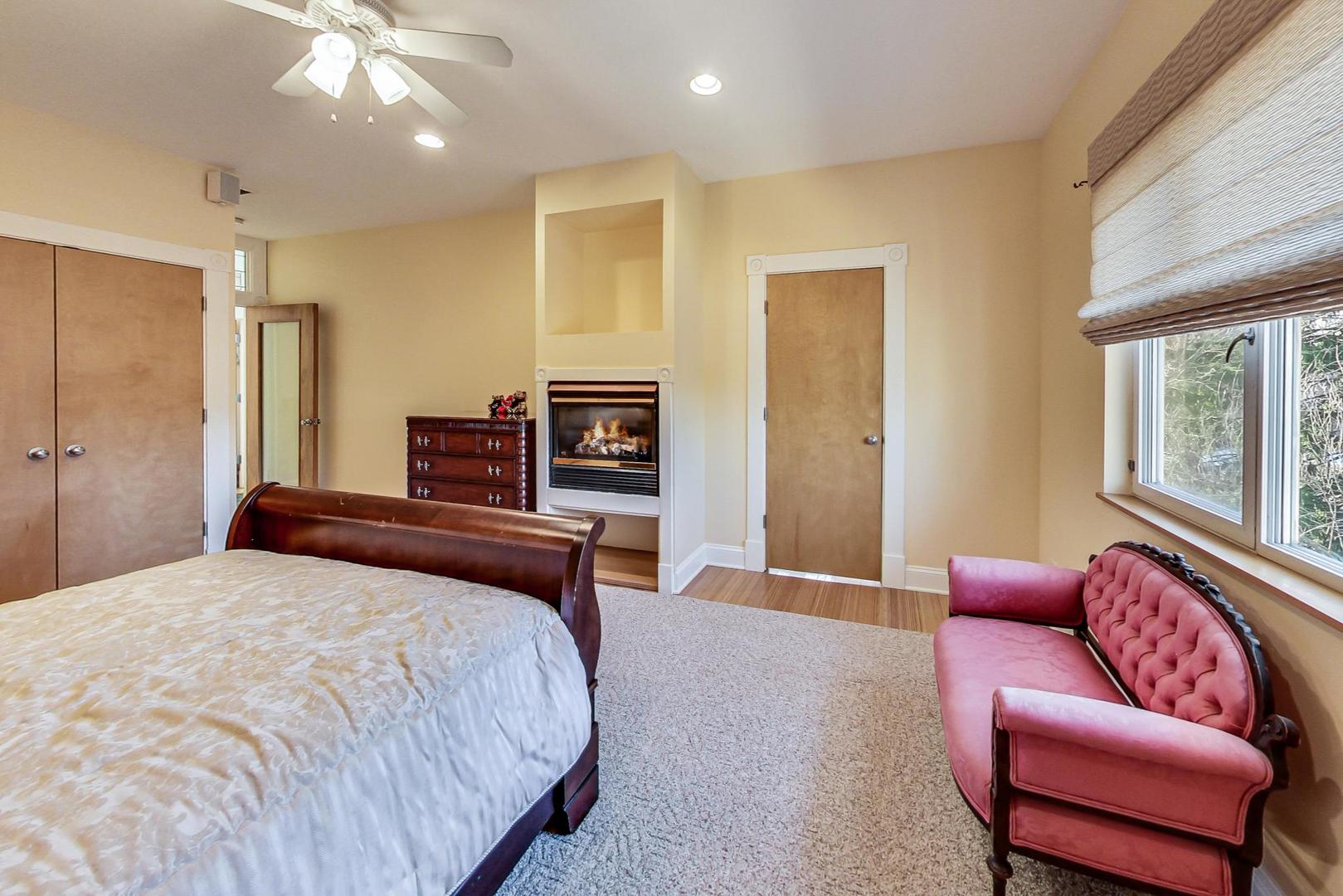 1225 Harms Road Glenview, IL 60025 - Photo 46 of 96 Gallery Image 46