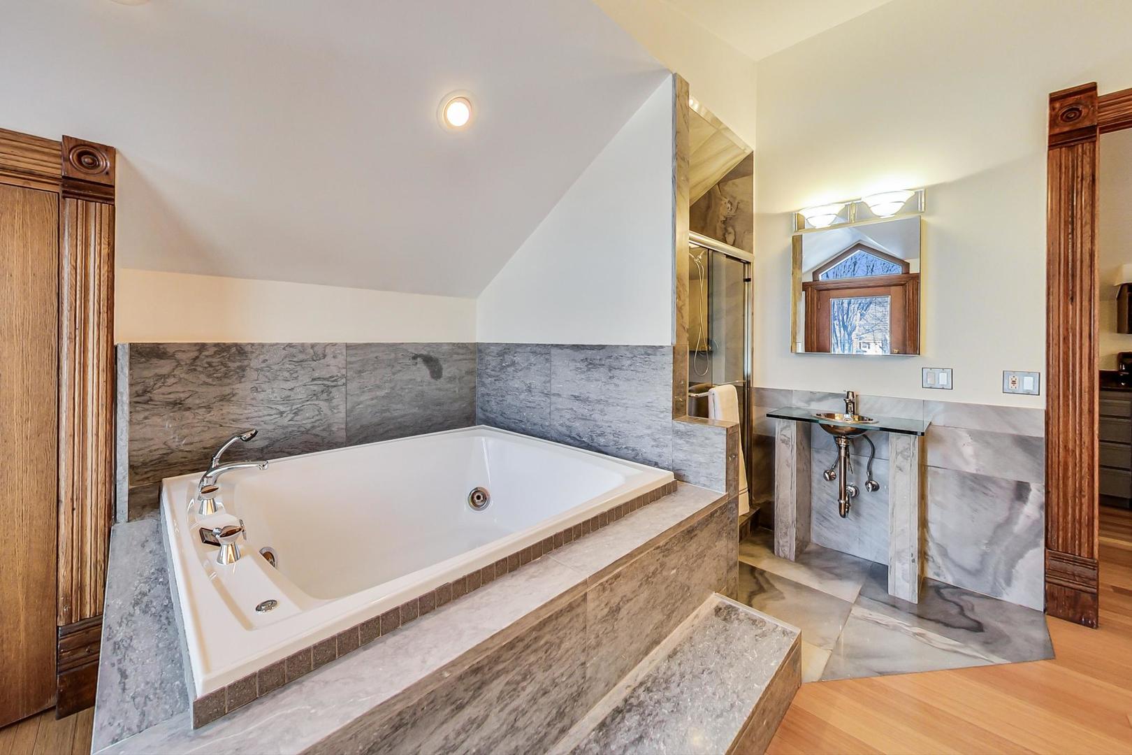 1225 Harms Road Glenview, IL 60025 - Photo 64 of 96 Gallery Image 64