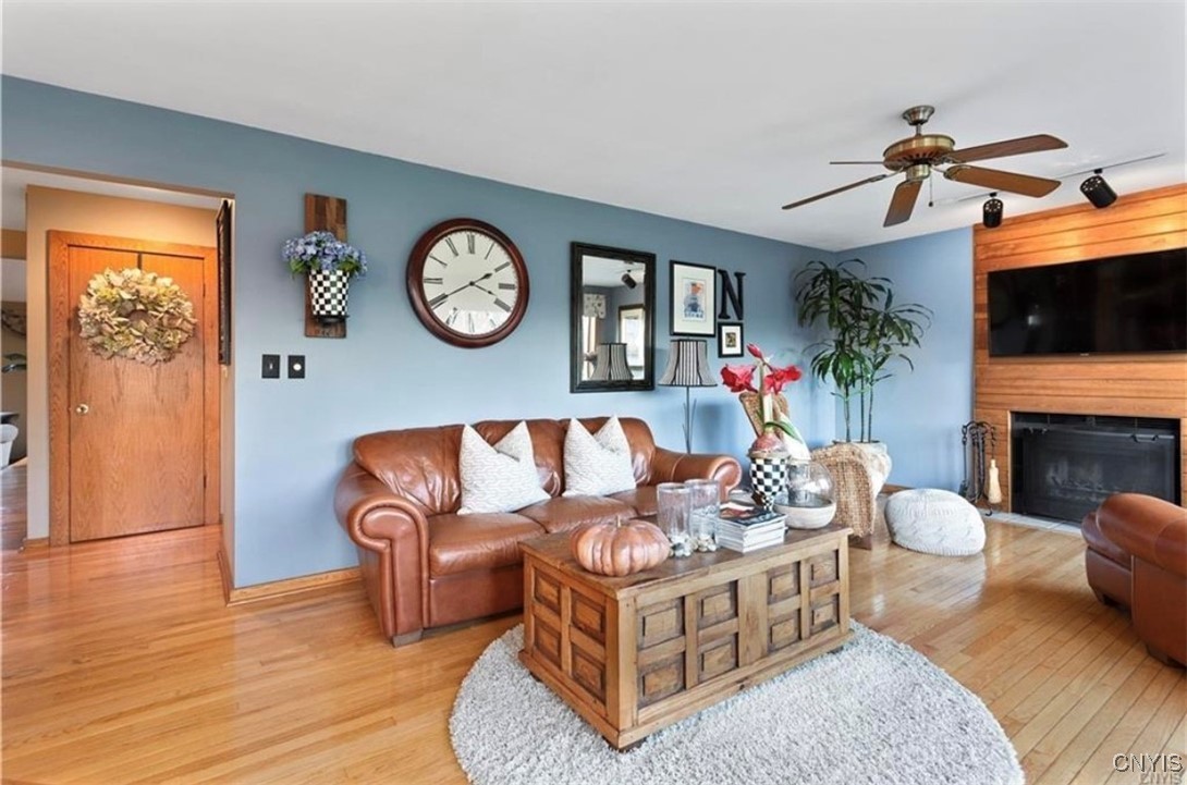 3209 Far Reach Drive Lysander, NY 13027 - Photo 7 of 28