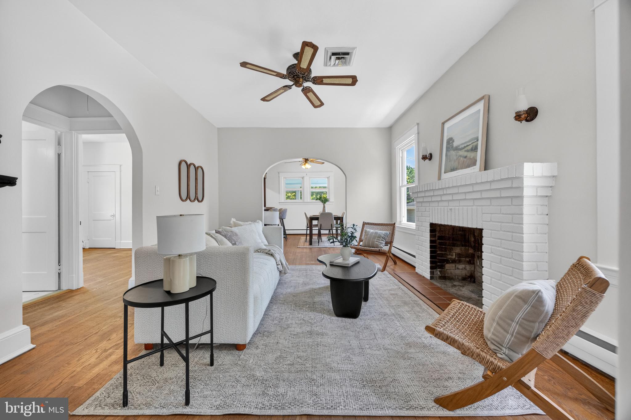 3 Kirkley Road Annapolis, MD 21401 - Photo 7 of 26 Cozy Fireplace in Living Room
