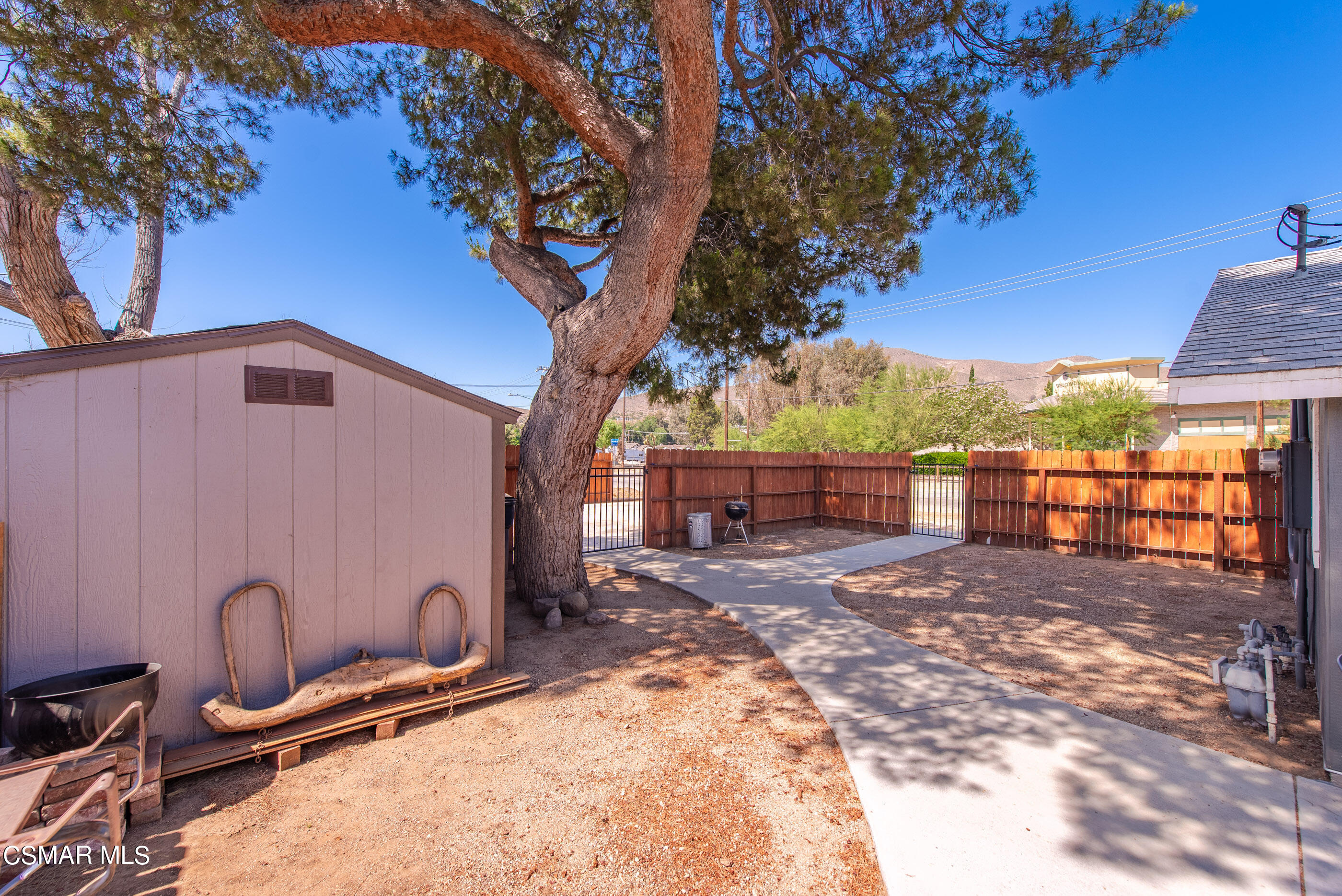 32018 Crown Valley Road Acton, CA 93510 - Photo 35 of 47 Backyard