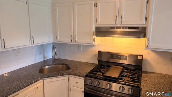 $2,700 | 73 Joiners Road, Unit 73, Rocky Hill, CT 06067