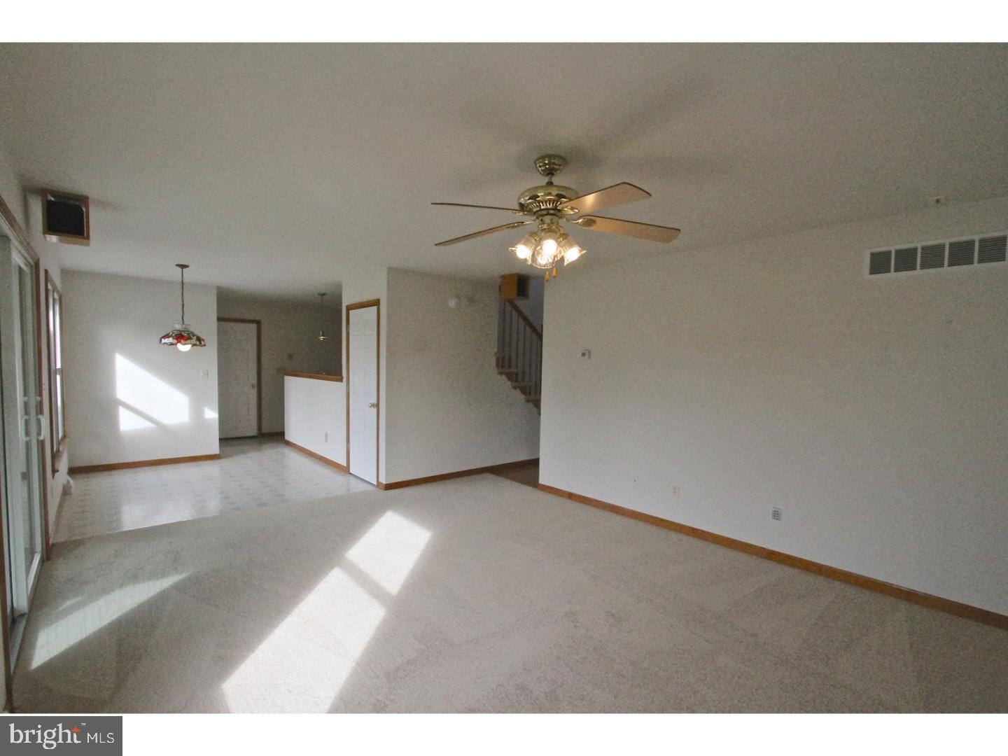 256 Hunters Ridge Way Magnolia, DE 19962 - Photo 10 of 25 Family Room