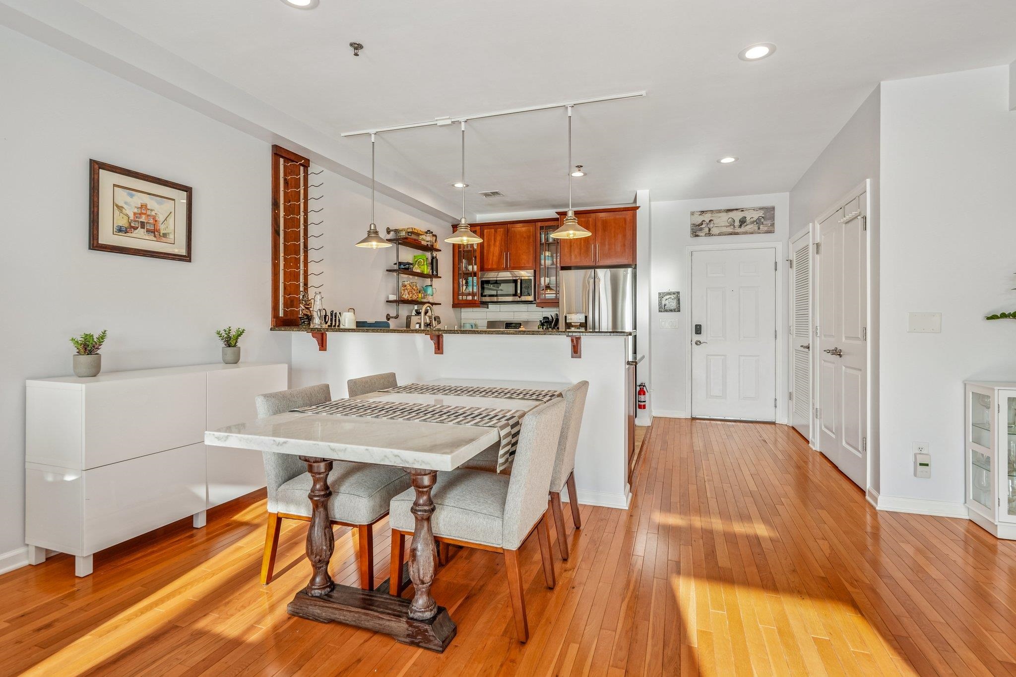 203-207 Hackensack Plank Road, Unit 4B Weehawken, NJ 07086 - Photo 8 of 35