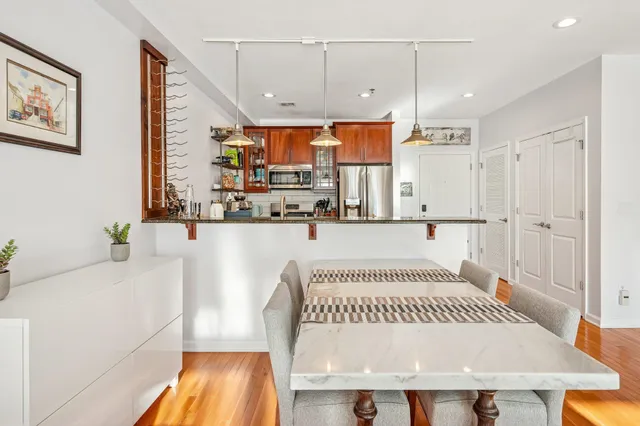 $774,987 | 203-207 Hackensack Plank Road, Unit 4B, Weehawken, NJ 07086