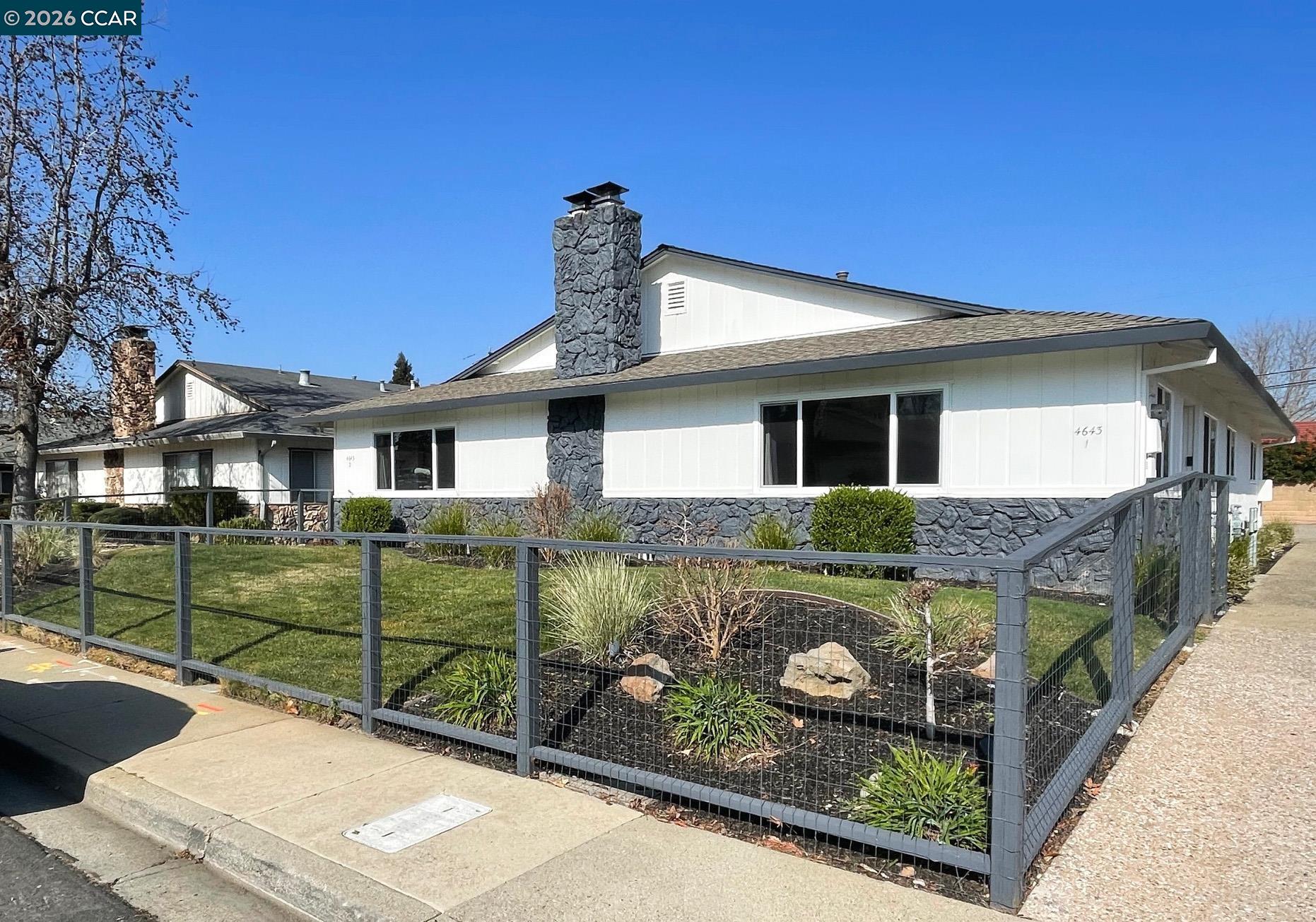 4643 West Rishell Court, Unit 1 Concord, CA 94521 - Photo 2 of 15