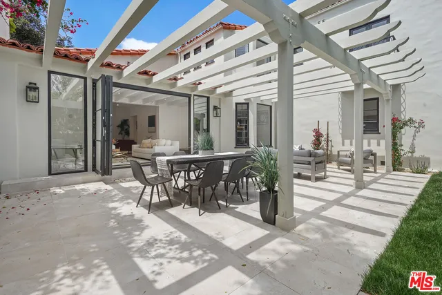 $30,000 | 712 North Rodeo Drive, Beverly Hills, CA 90210