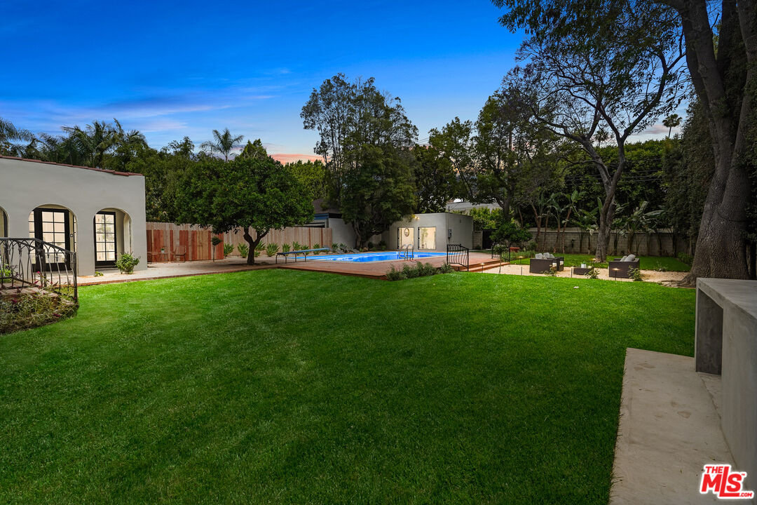 712 North Rodeo Drive Beverly Hills, CA 90210 - Photo 17 of 35