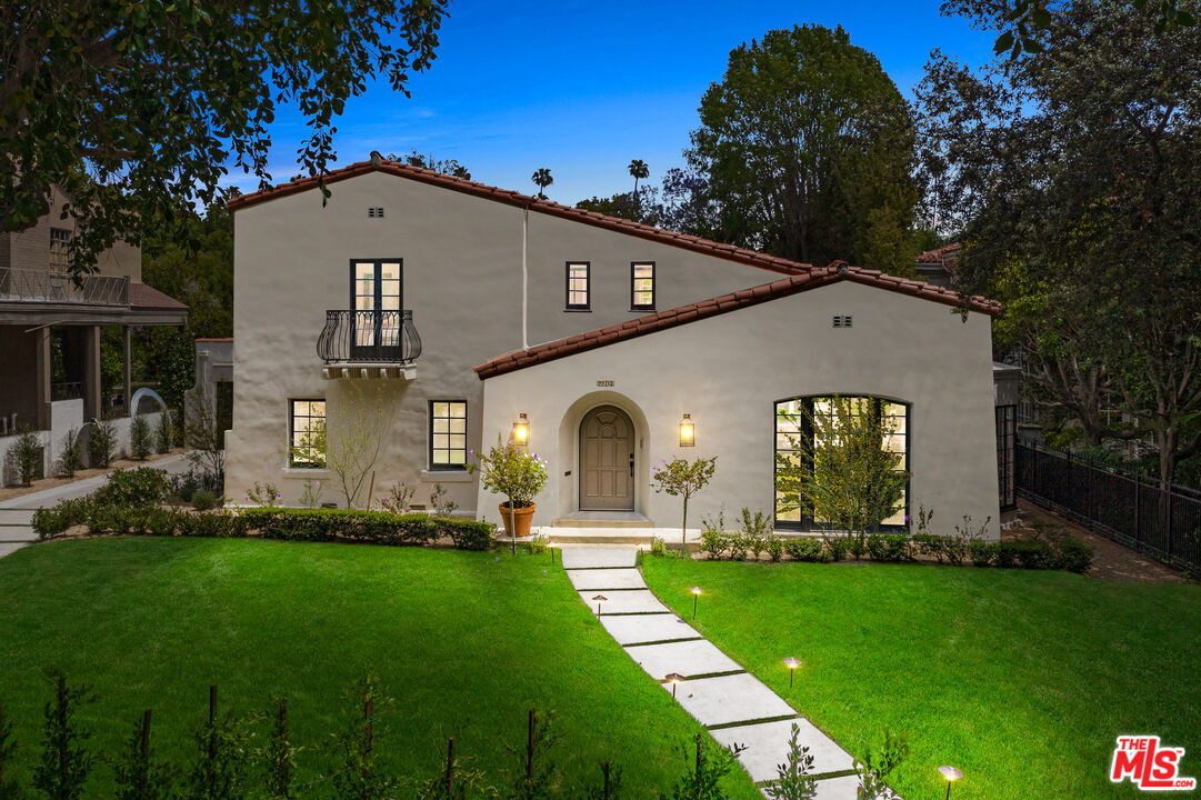 712 North Rodeo Drive Beverly Hills, CA 90210 - Photo 2 of 35