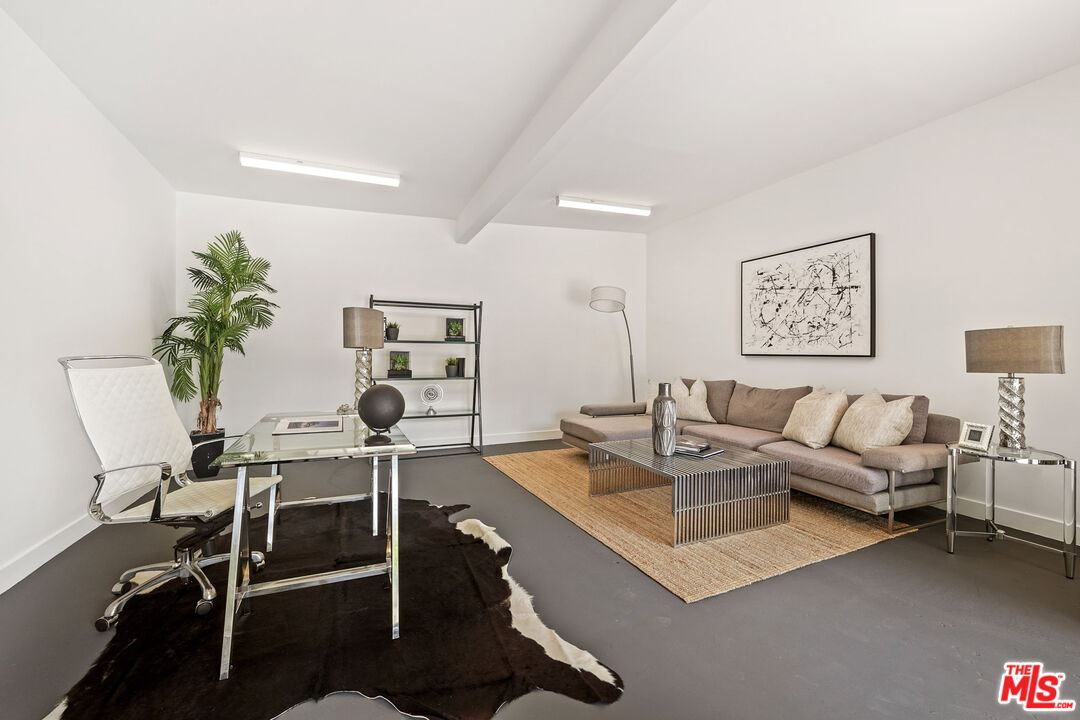 712 North Rodeo Drive Beverly Hills, CA 90210 - Photo 21 of 35