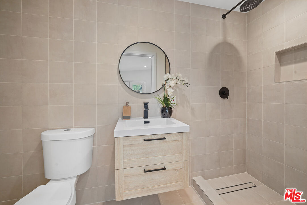 712 North Rodeo Drive Beverly Hills, CA 90210 - Photo 33 of 35