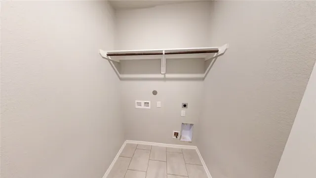 a view of utility room