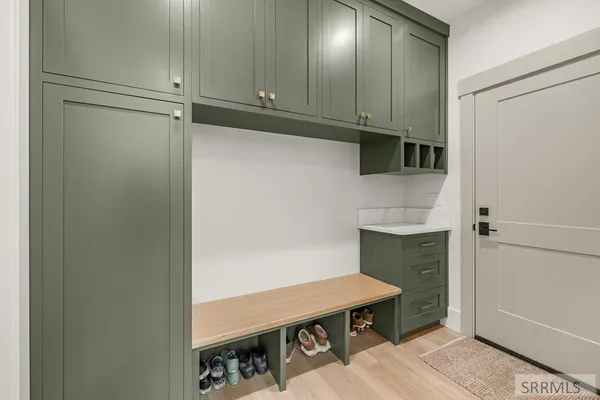 $999,000 | 839 East 1560 Street, Shelley, ID 83274