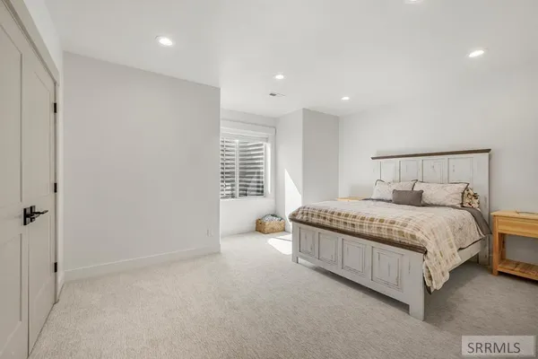 $999,000 | 839 East 1560 Street, Shelley, ID 83274