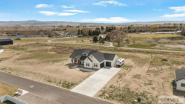 $999,000 | 839 East 1560 Street, Shelley, ID 83274
