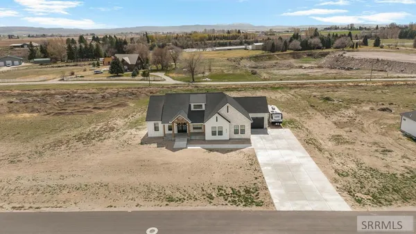 $999,000 | 839 East 1560 Street, Shelley, ID 83274