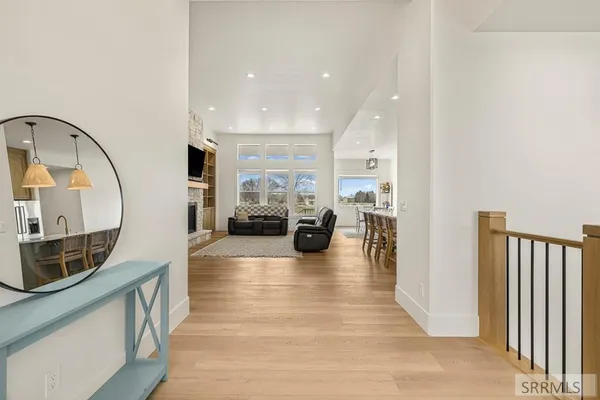 $999,000 | 839 East 1560 Street, Shelley, ID 83274