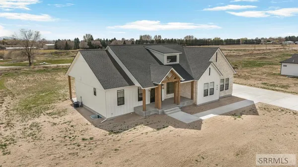$999,000 | 839 East 1560 Street, Shelley, ID 83274