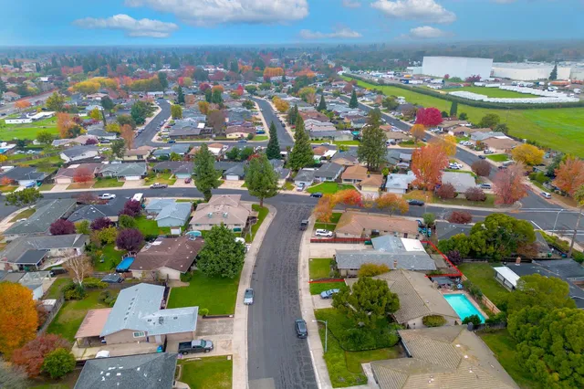 $495,000 | 412 Tioga Drive, Lodi, CA 95242