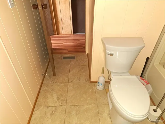 $850 | 402 Cory Drive, Unit B10, Mission, TX 78572