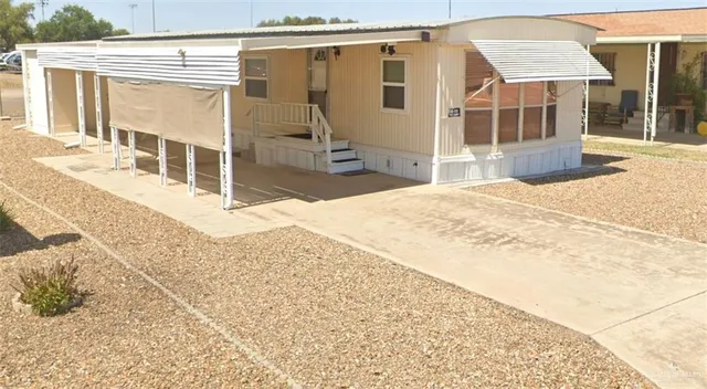 $850 | 402 Cory Drive, Unit B10, Mission, TX 78572