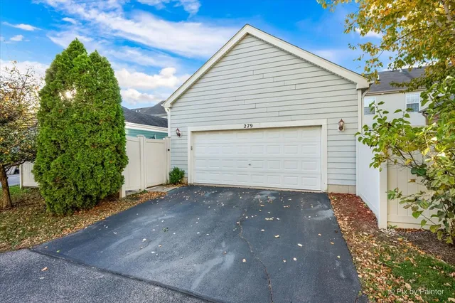$415,000 | 279 Garden Drive, Elgin, IL 60124