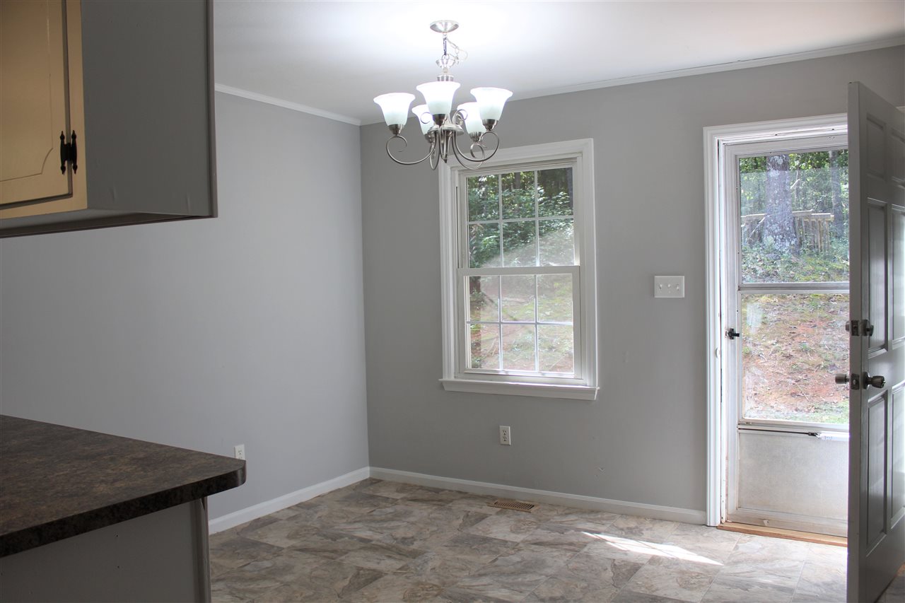 297 White Plains Road Gaffney, SC 29340 - Photo 13 of 30