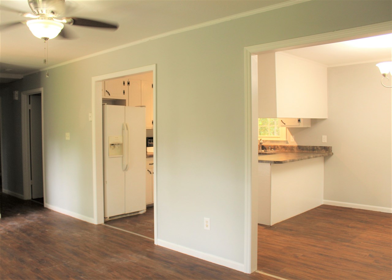 297 White Plains Road Gaffney, SC 29340 - Photo 9 of 30