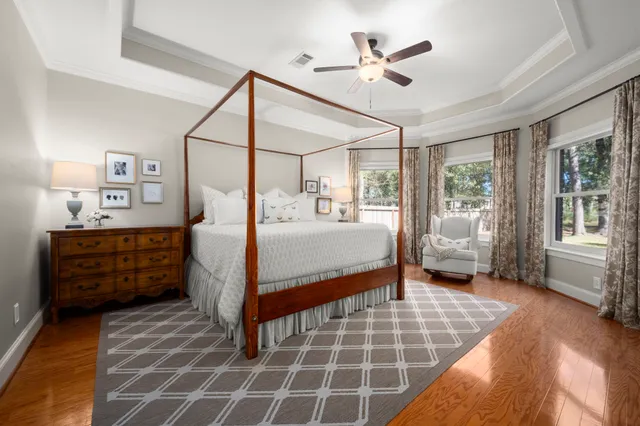 $940,000 | 17928 Country Walk Drive, Spring, TX 77379