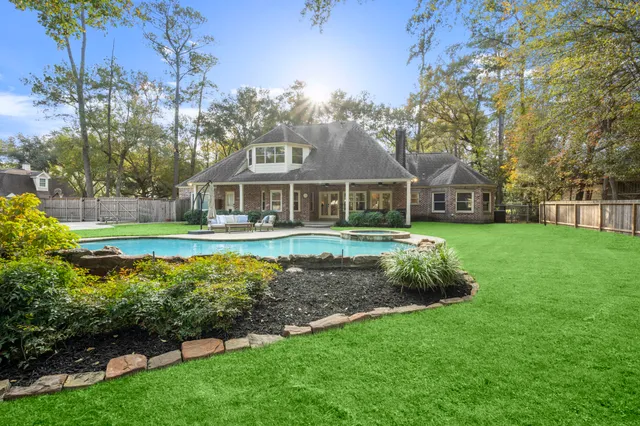 $940,000 | 17928 Country Walk Drive, Spring, TX 77379