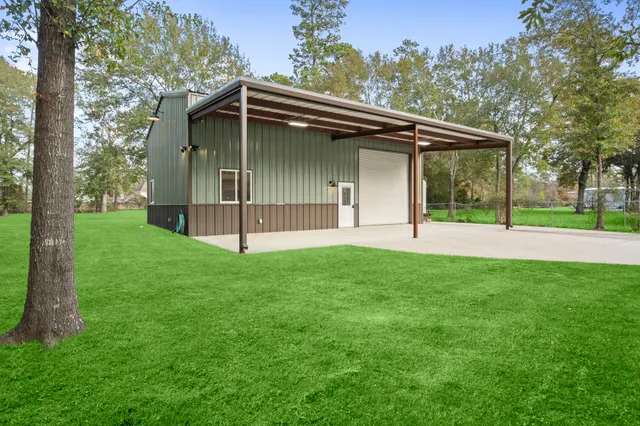 $940,000 | 17928 Country Walk Drive, Spring, TX 77379