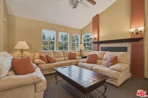 $569,000 | 675 Oak Run Trail, Unit TL301, Oak Park, CA 91377