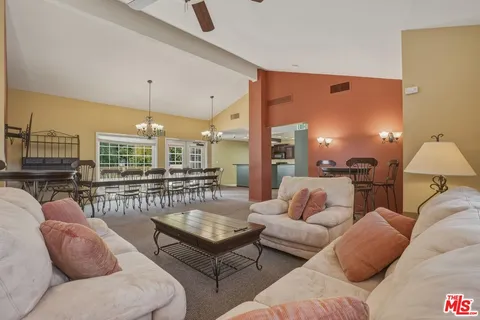 $569,000 | 675 Oak Run Trail, Unit TL301, Oak Park, CA 91377