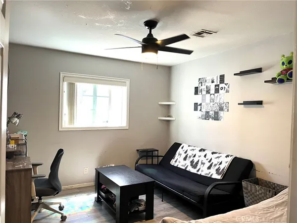 $798,000 | 13708 Carfax Avenue, Bellflower, CA 90706