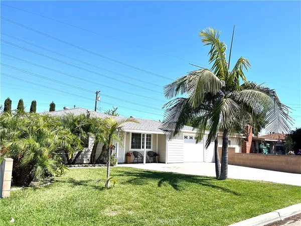 $798,000 | 13708 Carfax Avenue, Bellflower, CA 90706