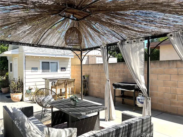 $798,000 | 13708 Carfax Avenue, Bellflower, CA 90706