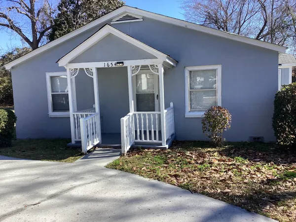 $2,400 | 1654 Folly Road, Charleston, SC 29412