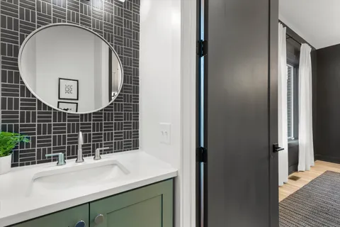 $1,800,000 | 1203 6th Avenue North, Nashville, TN 37208